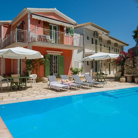 Soustas Apartments Longós Dış mekan fotoğraf