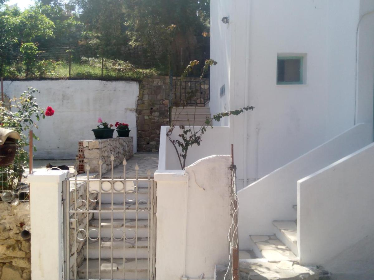 Soustas Apartments Longós Dış mekan fotoğraf