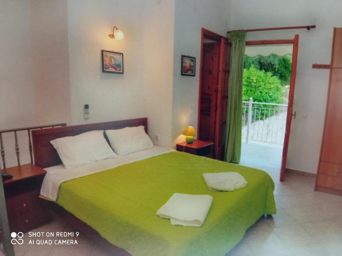 Soustas Apartments Longós Dış mekan fotoğraf