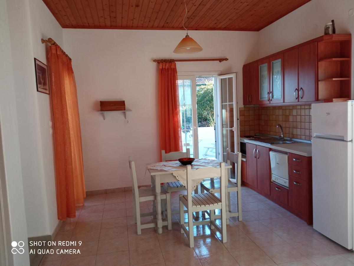 Soustas Apartments Longós Dış mekan fotoğraf