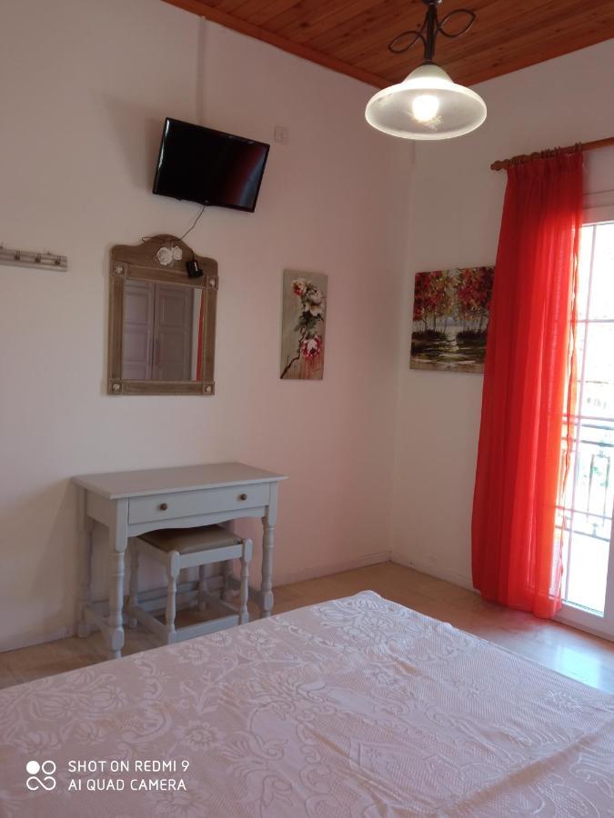 Soustas Apartments Longós Dış mekan fotoğraf
