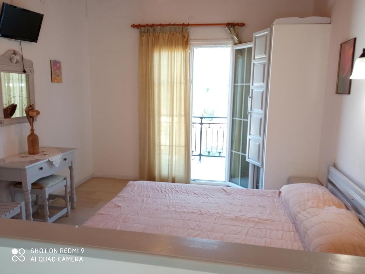 Soustas Apartments Longós Dış mekan fotoğraf
